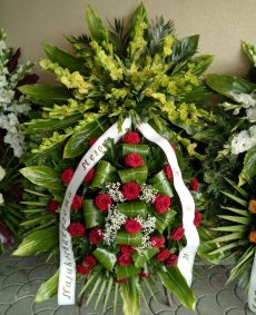 Wieniec Pogrzebowy Duży - Gladiolus Zielony, Róża Czerwona wieniec pogrzebowy z róż